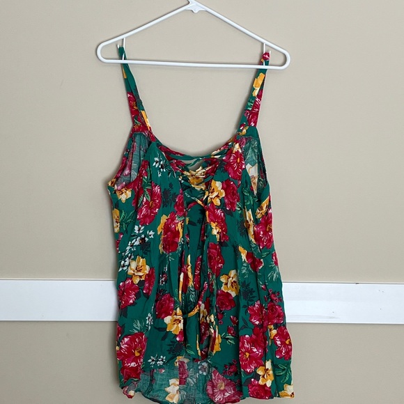 Torrid Button-Down Tank - Picture 2 of 9